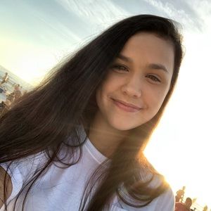 Meet your Posher, Mia